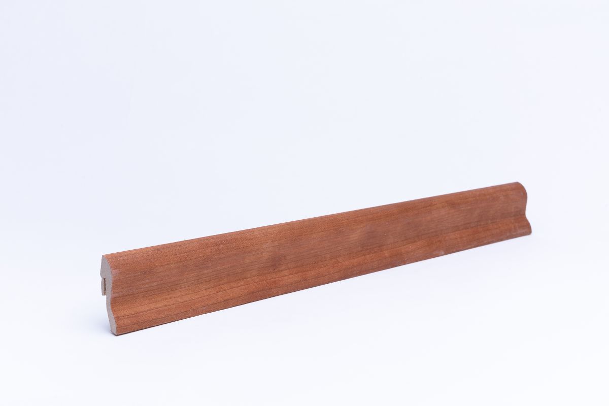 Furnier Sockelleiste 40 mm Kirsche geölt - Echtholzfurnier