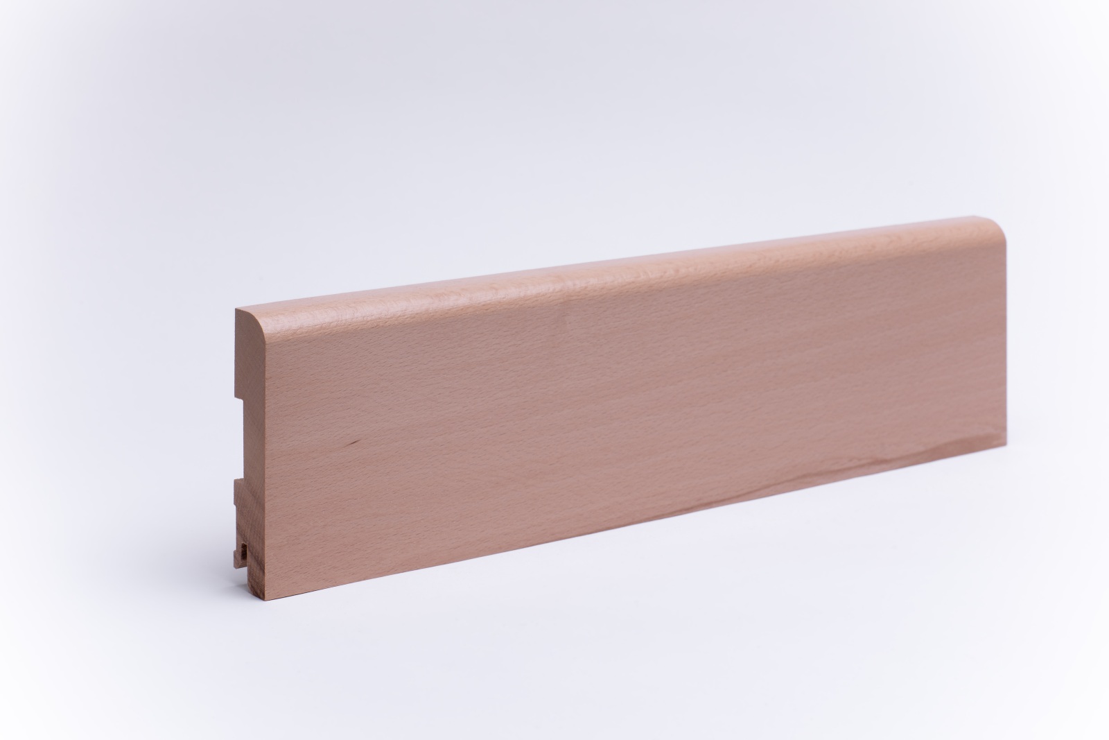 Massivholz-Sockelleiste abgerundet 100mm - Buche gelackt