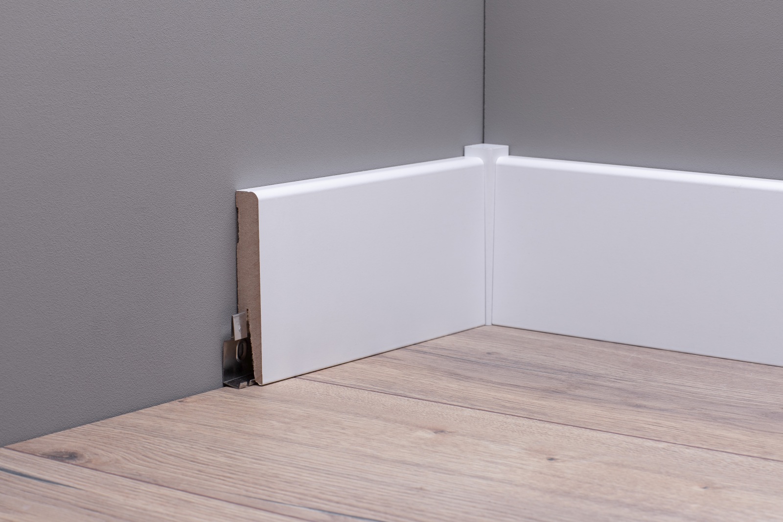 Sockelleiste Weimarer Profil 150 mm MDF - Weiß