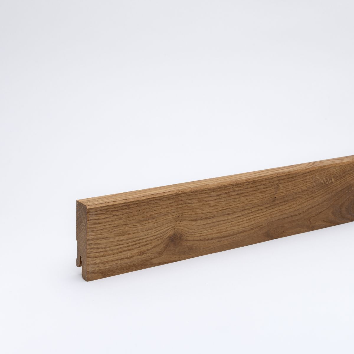 45 lfm Massivholz-Sockelleisten gefaste Vorderkante 60 mm - Eiche geölt
