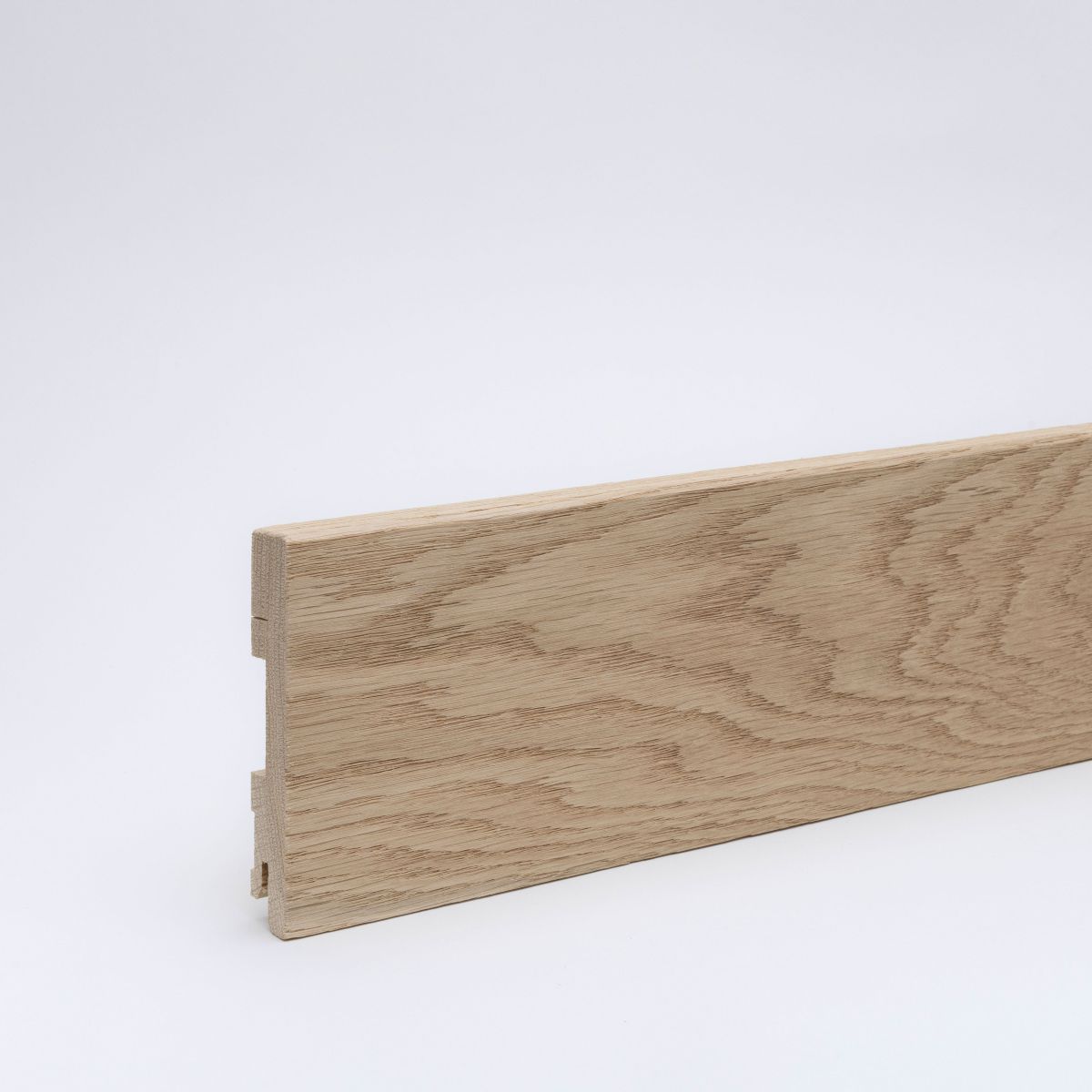 Massivholz-Sockelleiste 100mm gefaste Vorderkante - Eiche gebürstet roh