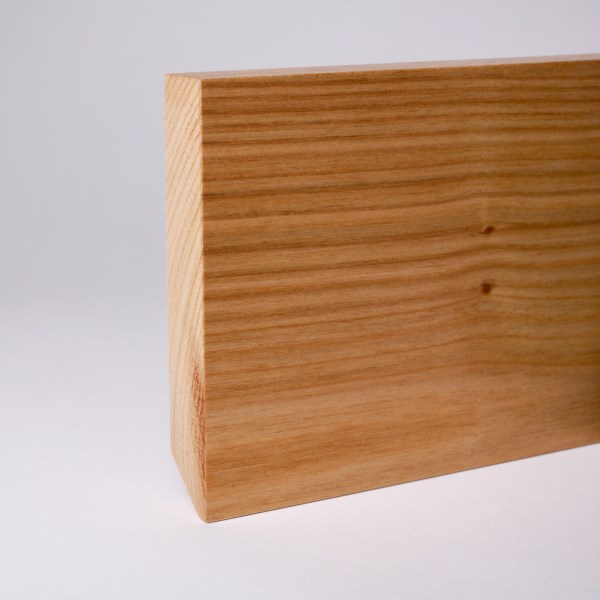 Vierkant Massivholz-Sockelleiste 120mm - Kirsche gelackt