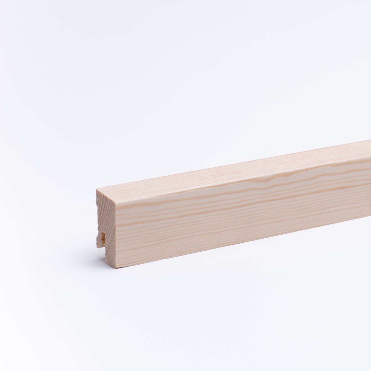 Massivholz Sockelleiste 40mm abgeschrägt - Kiefer gelackt