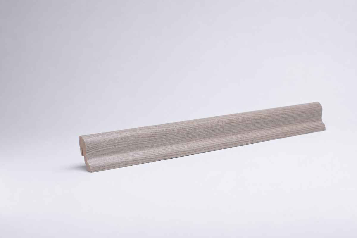 Sockelleiste mit Holzoptik 40 mm Eiche weiß