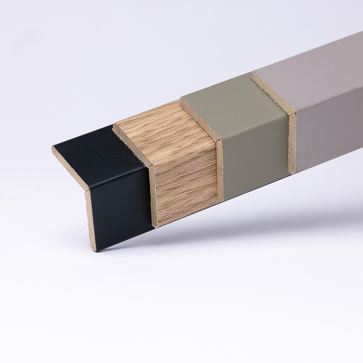 Knickleiste/Abschlusswinkel MDF Olive 22 x 22 x 2600 mm