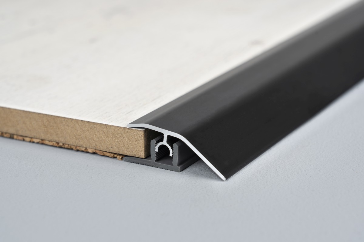 Anpassungsprofil Profi-Tec Master Schwarz eloxiert - 0,90 m